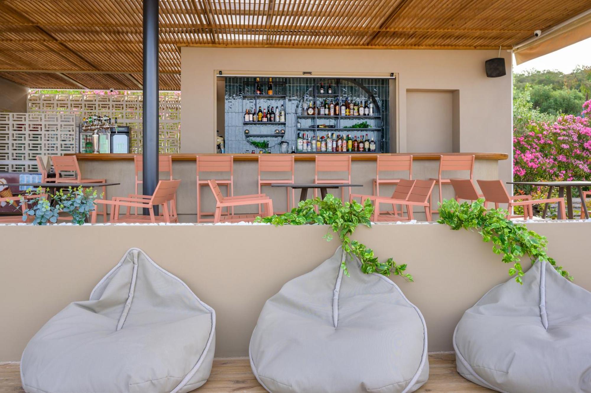 Akrathos Beach Hotel Uranópolis Exterior foto